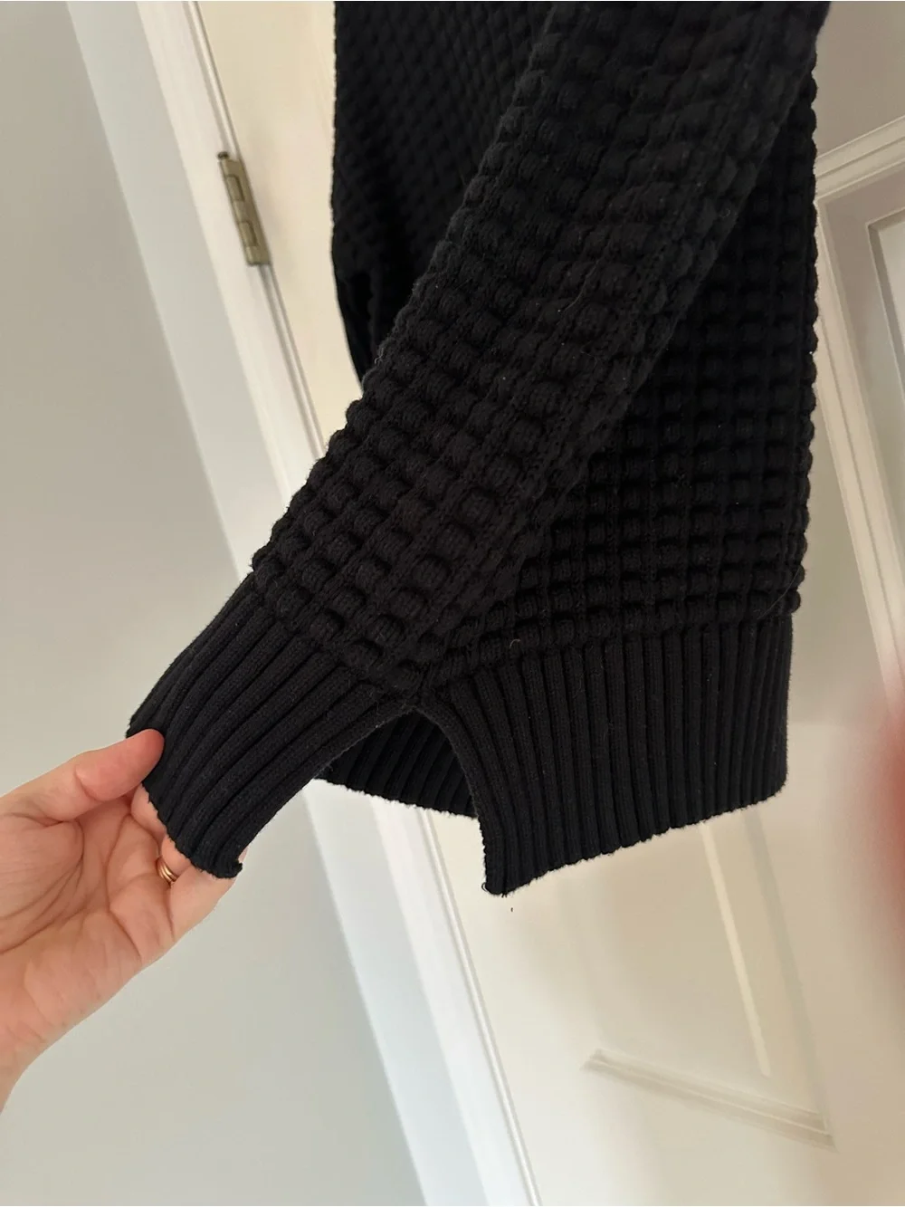 FRENCH CONNECTION MOZART POPCORN SWEATER - SIZE SMALL